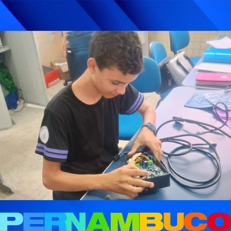 Estudantes de Petrolina desenvolvem cadeira de rodas automatizada de baixo custo